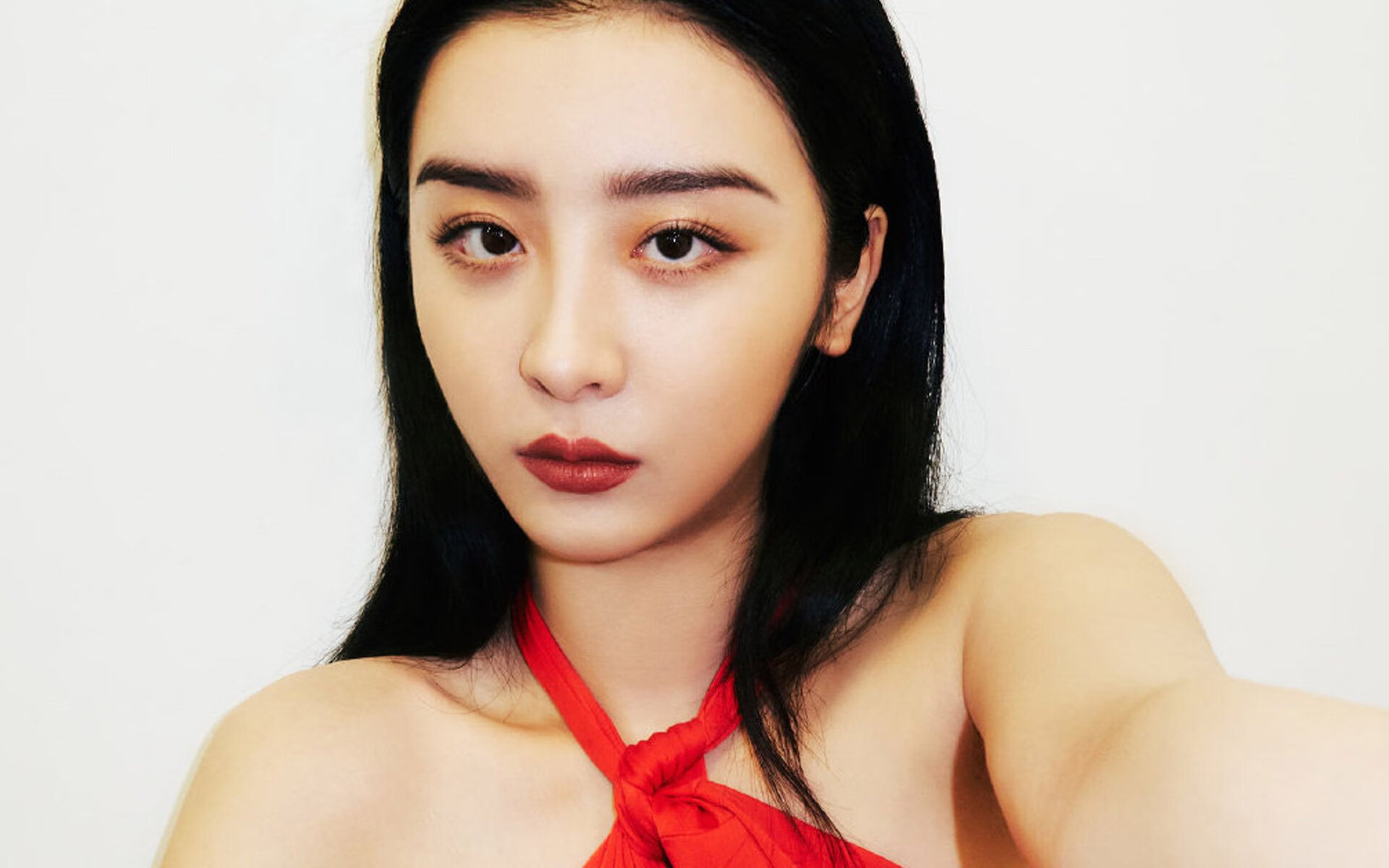 开云体育视频直播-“国足新一轮集训开启，年轻球员引发关注”，国足公布新一期集训名单 视频