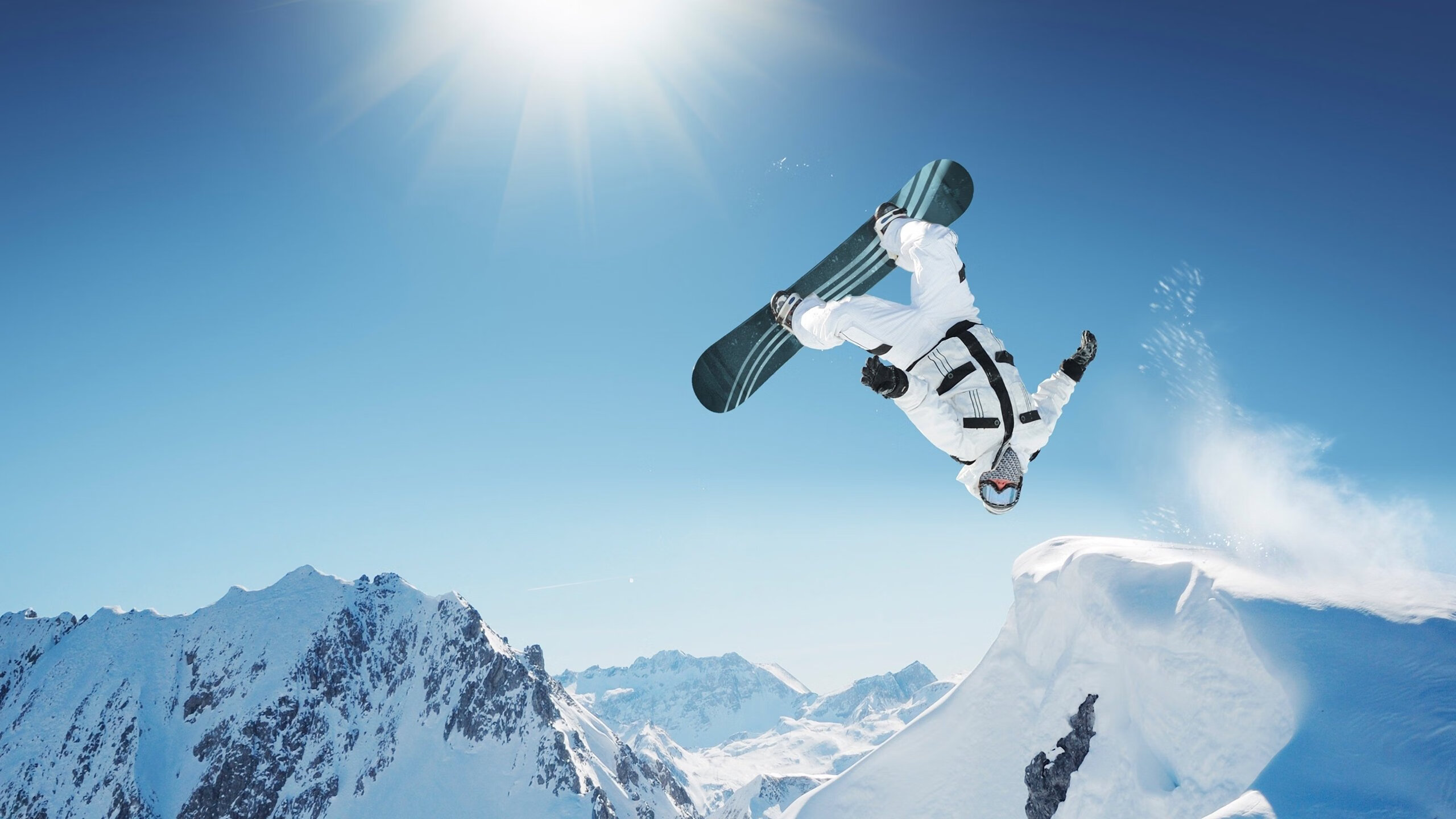 开云电竞入口-“英超赛场火热：球队拼尽全力保榜首”，英超各项赛事